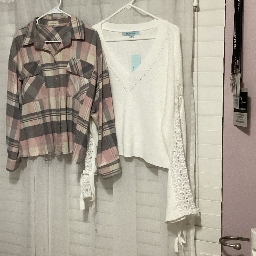 White Crochet Sleeve Crop Top and Button-up Crop plaid shirt.